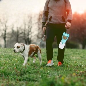 2_cae4b2a2-acc4-4aaf-bfcf-2af54d8bbdc0_cleanup Wag-n-Sip 2-in-1 Dog Travel Bottle