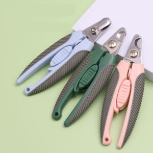 b7ca654f-23e7-4dc9-a9b9-969296da22ea-1-3.jpg Nip & Clip Pet Scissors