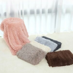 2_35d86552-46c2-4b8a-a98d-d1468208d237_cleanup FurHug Pet Blanket